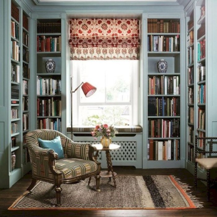 How to decorate a small reading room