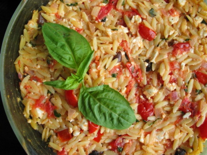 How to cook orzo greek style